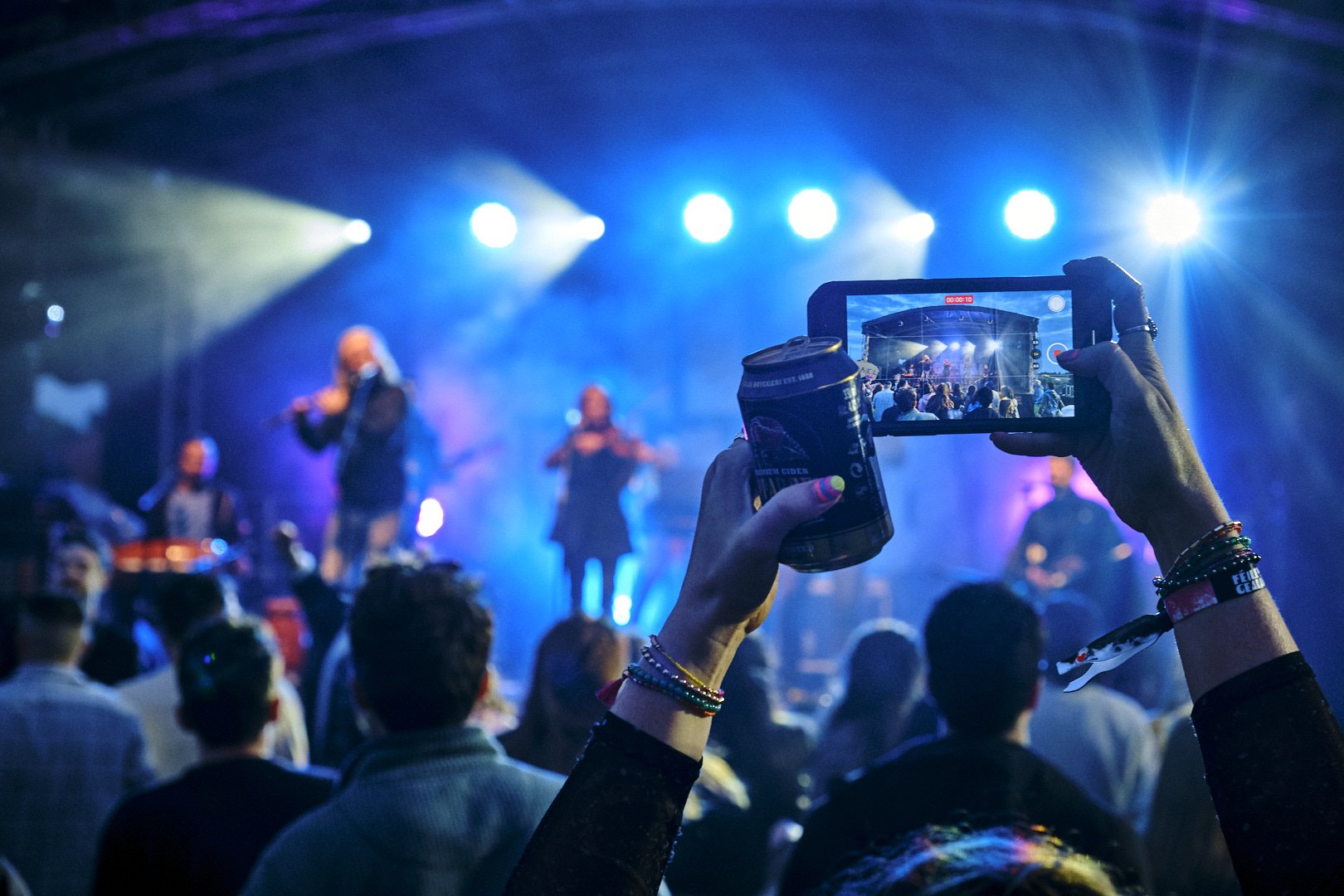 Concert and festival photography by Cathal Mac an Bheatha, image 48 of 74