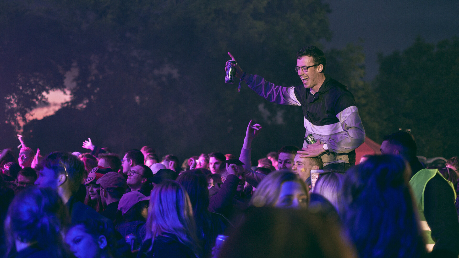 Concert and festival photography by Cathal Mac an Bheatha, image 64 of 74
